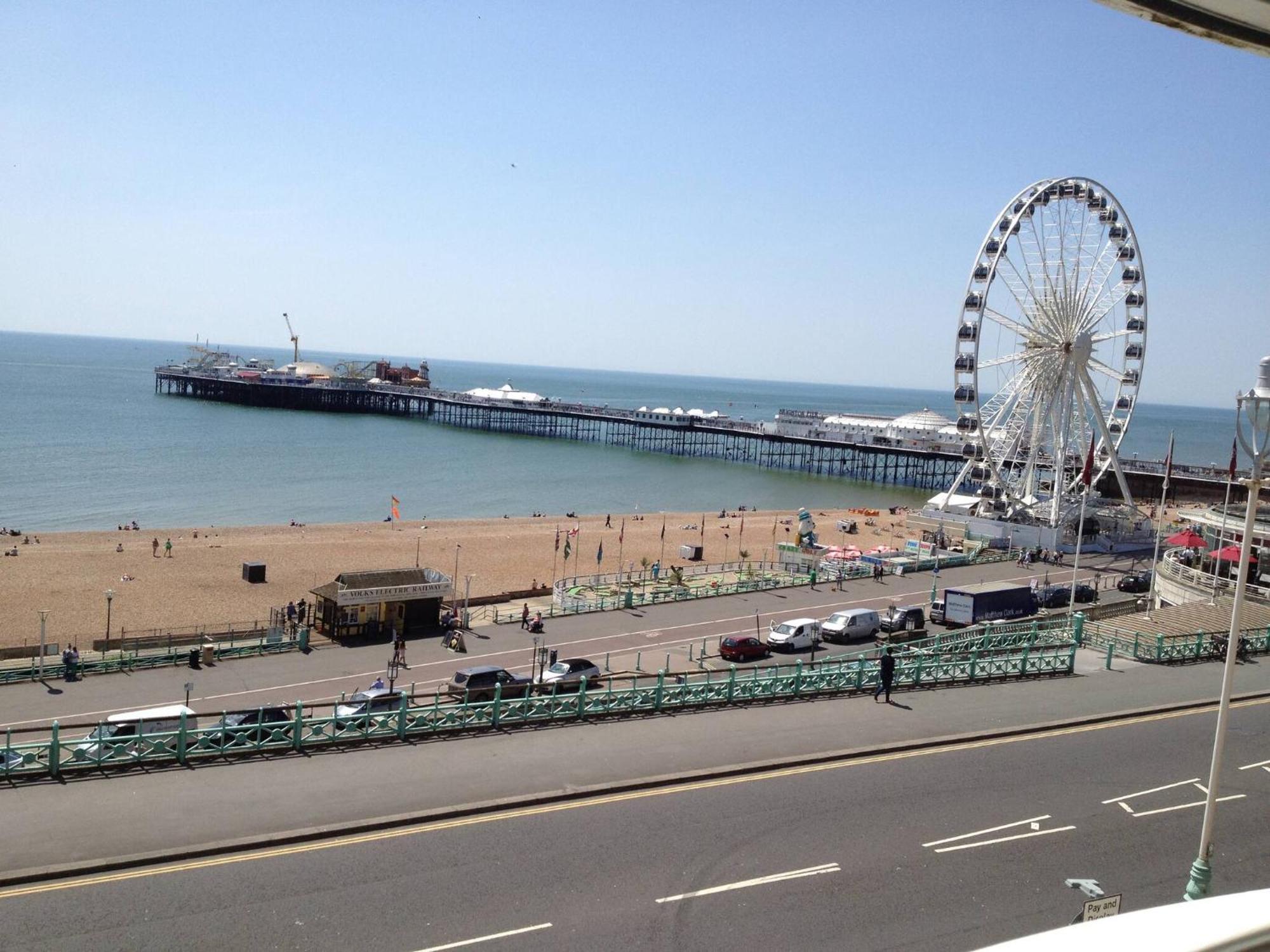 Seaview Regency Apartment With Private Parking Brighton ภายนอก รูปภาพ